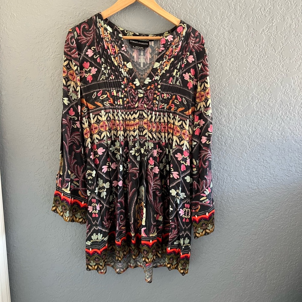 Hemant & Nandita • Long Sleeve Dress with Embroidery